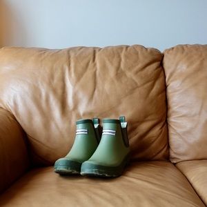 gardening boots // size 8